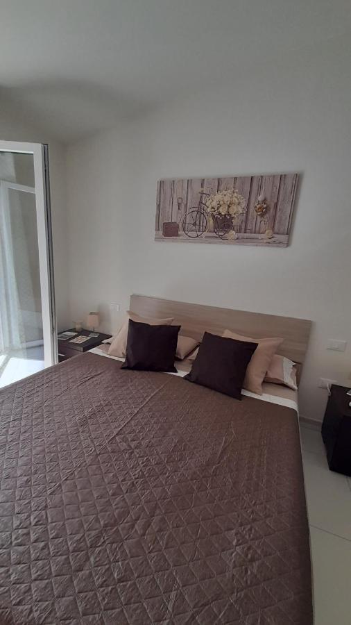 Suite Antonio Cagliari Ngoại thất bức ảnh